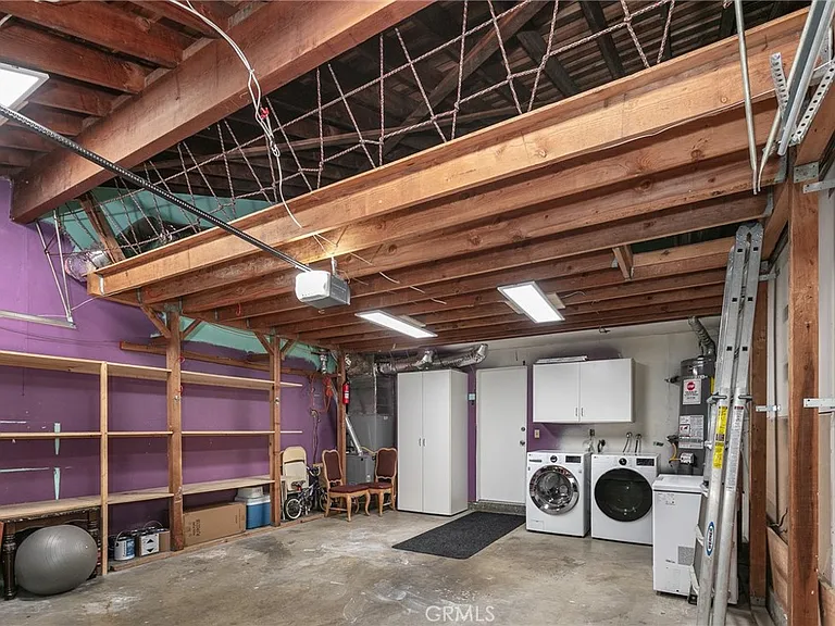 20246 Lanark St — Photo 26
