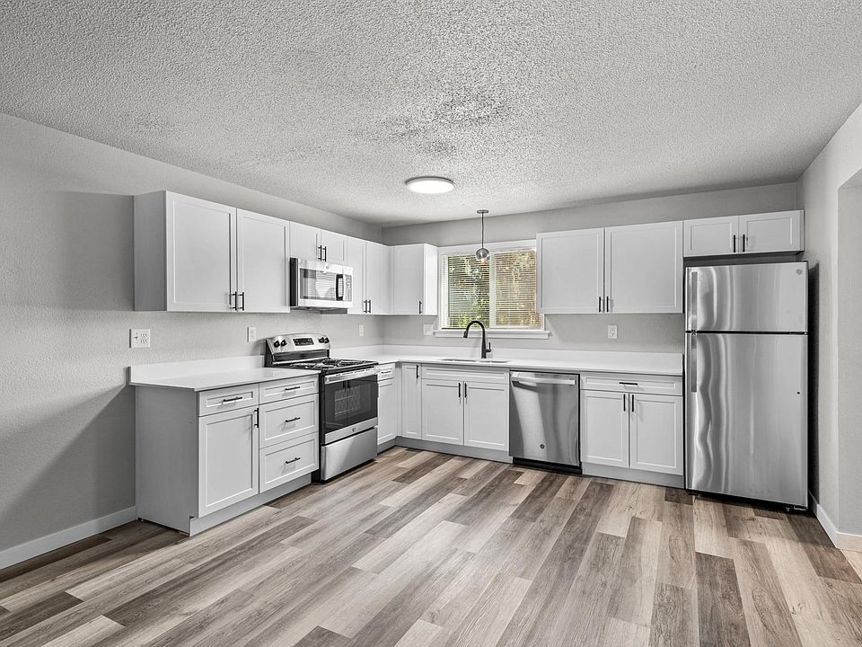 1st image of 1650 29th Ave #5