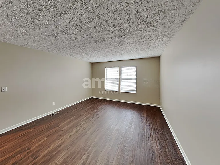 340 Evergreen Cir — Photo 26
