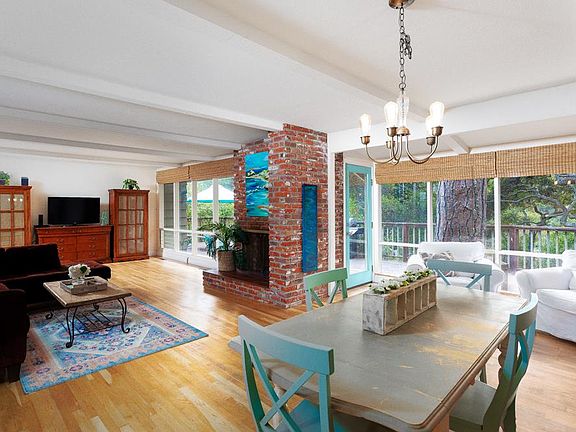 4th image of 151 La Canada Way