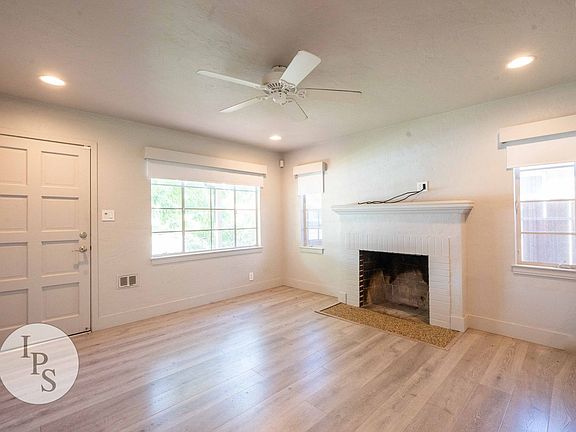 5th image of 534 W Hedges Ave #536