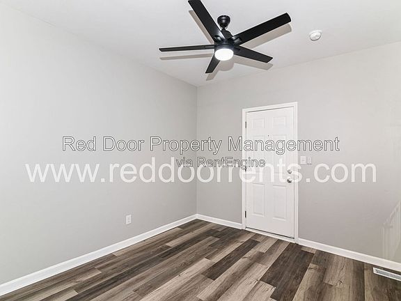5th image of 1329 E Market St APT 2