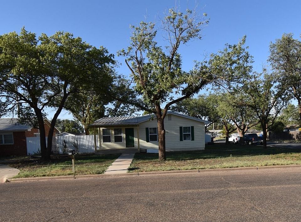 2nd image of 602 7th St