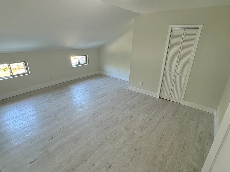 900 Mill St #6 — Photo 6