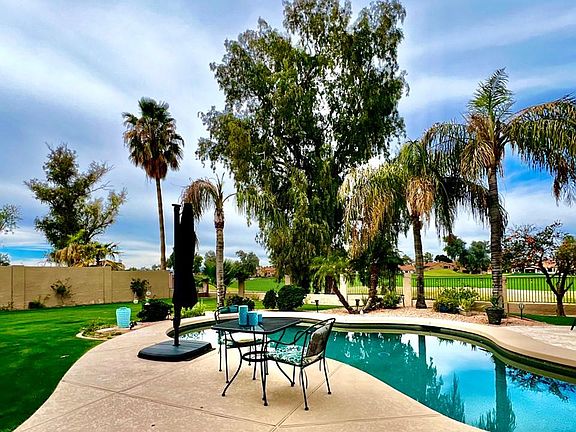 Amazing Views of the Golf Course in relaxing back yard.