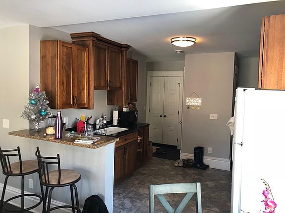 3rd image of 1783 Dayton Ave #2