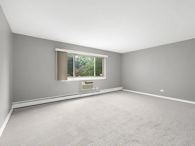 Welcome Home to 300 N Brockway Court — Photo 9