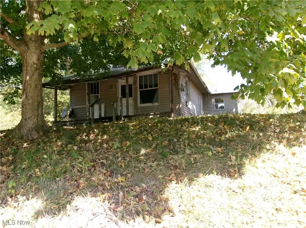 3935 Leffler Rd, Roseville, OH 43777