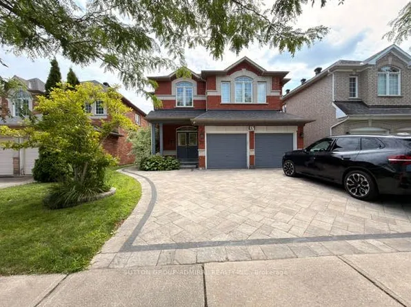 37 Royal Gala Cres, Richmond Hill, ON L4S 1Y5