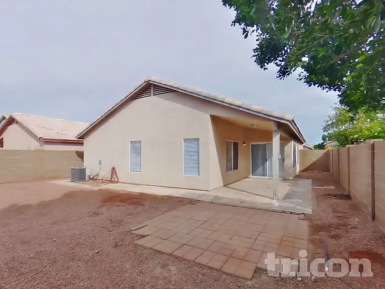 9215 W Sandra Ter — Photo 20
