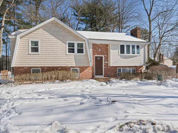 76 Short St, Brockton, MA 02302