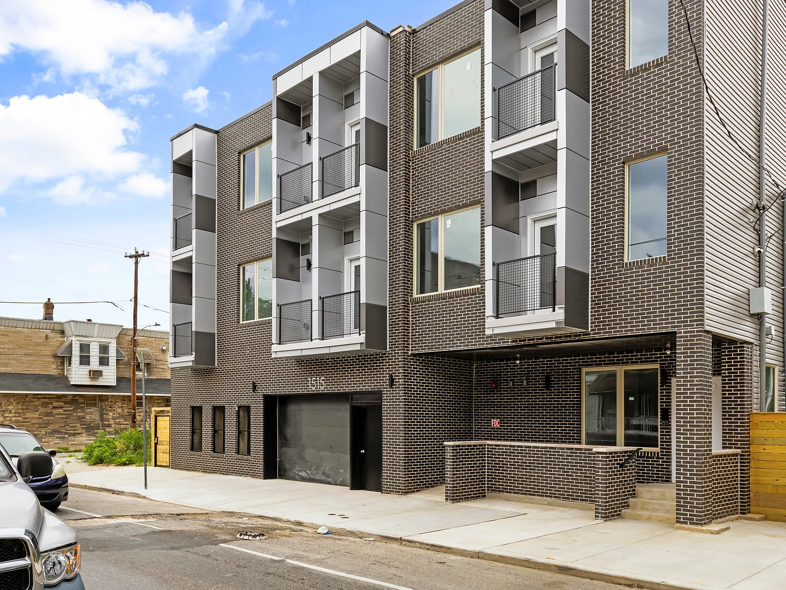 2 bed, $1,600 — Photo 1