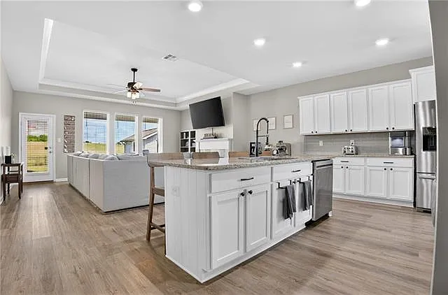 7905 Camellia Bud Ct — Photo 10