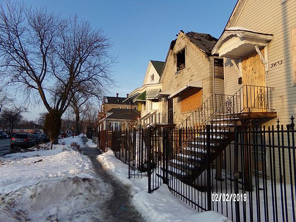 2nd image of 5435 S Damen Ave