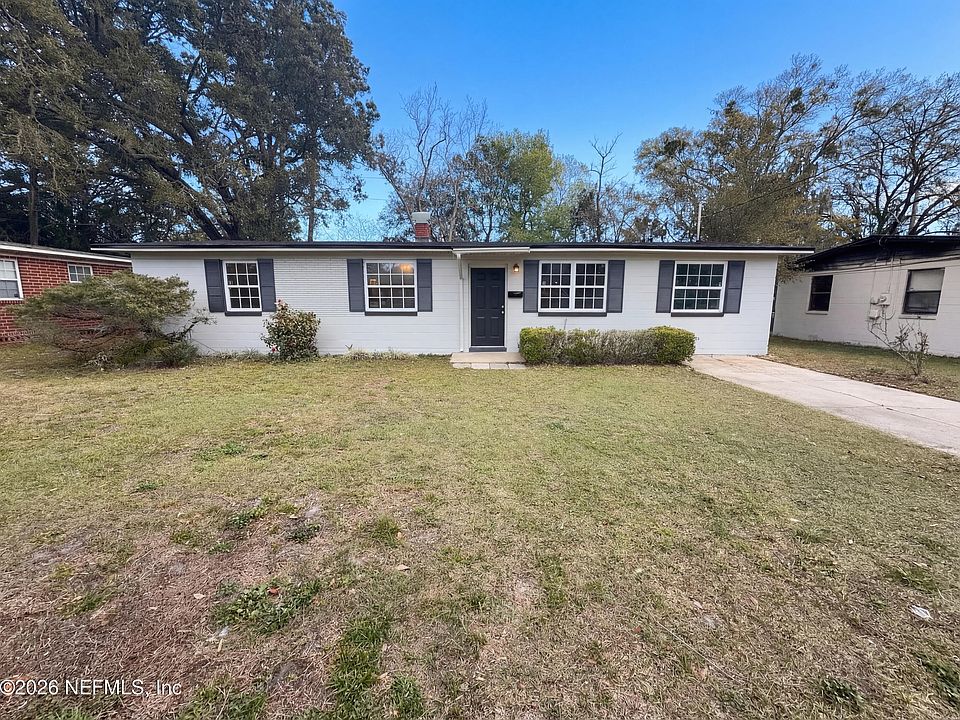 1st image of 2225 GREEN OAK Drive