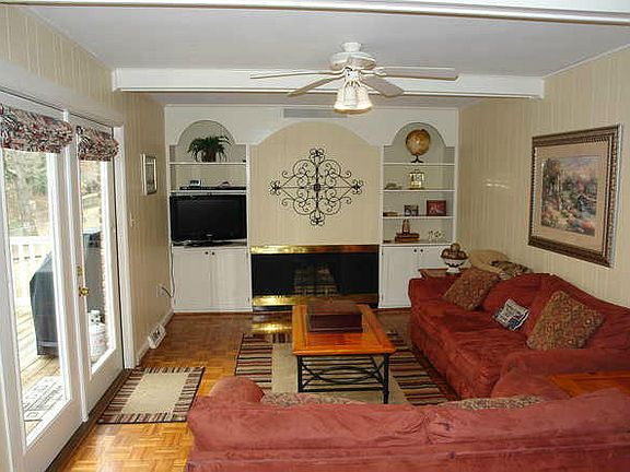 5th image of 3712 Buckingham Dr SW