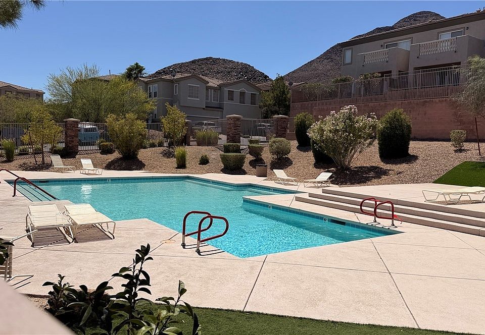 2nd image of 754 Solitude Point Ave