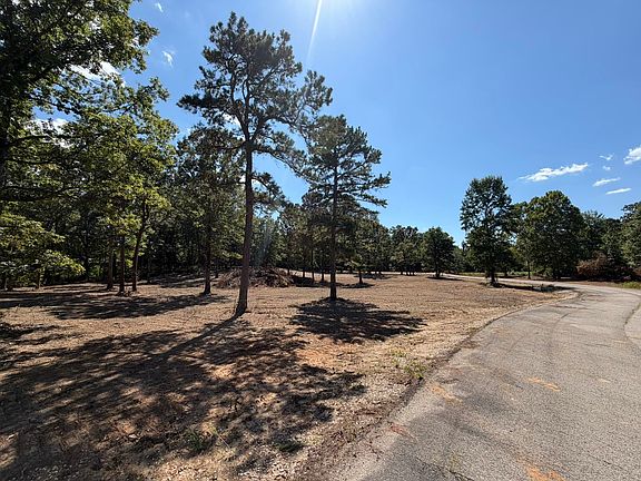 3rd image of 14 Colton Rd