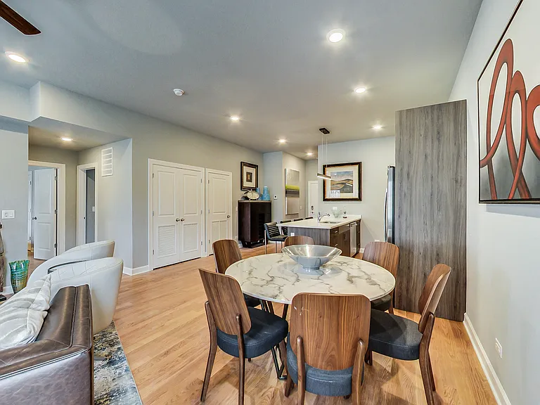 5117 S Kenwood Ave #101 — Photo 7
