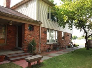 1419 W Farnum Ave, Royal Oak, MI 48067