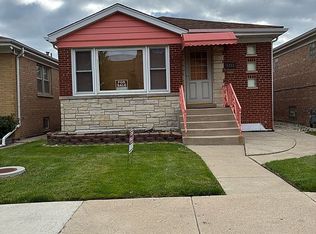 6211 N Nagle Ave, Chicago, IL 60646
