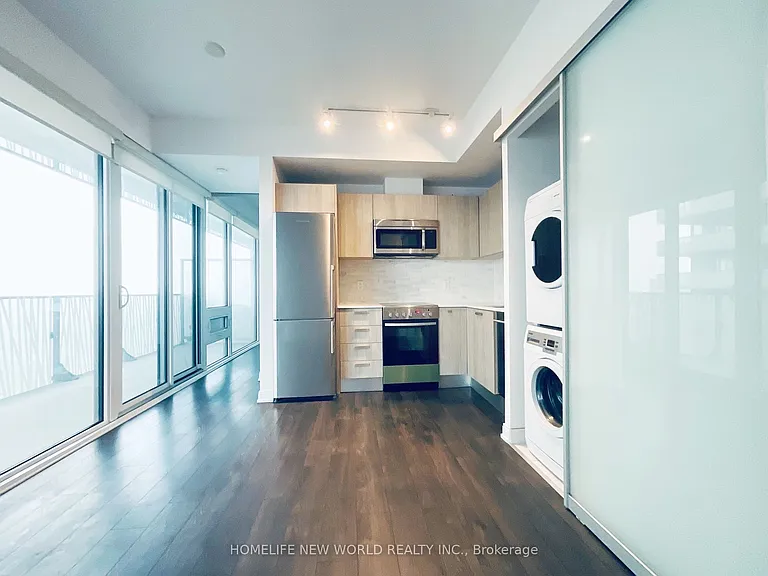 42 Charles St E #3309 — Photo 7