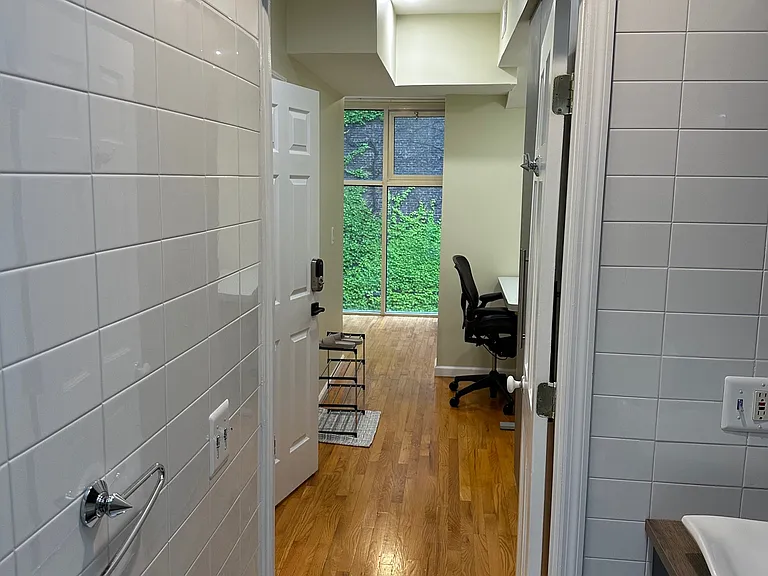49 Van Reipen Ave — Photo 8