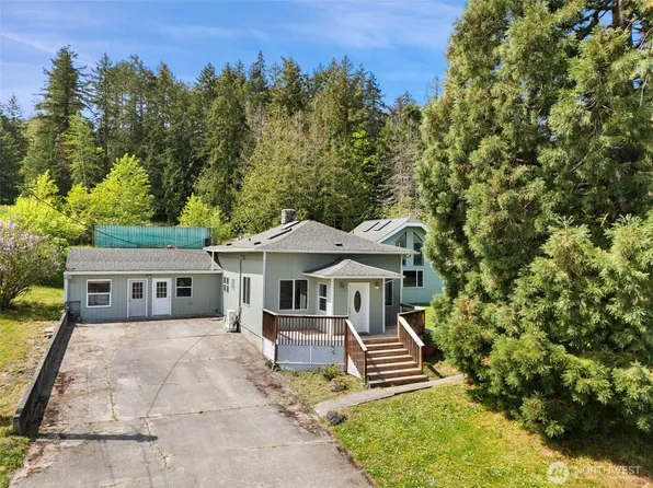 40 Fish Hatchery Road, Sequim, WA 98382