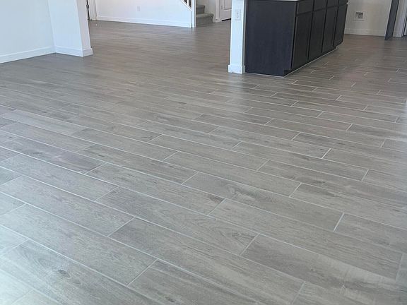 2nd image of 18439 W VILLA HERMOSA Lane