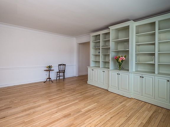 CUSTOM BUILT BOOKCASE