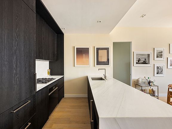 5th image of 32 E 1st St APT 6D