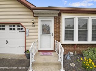 131 Sunset Rd #B, Whiting, NJ 08759