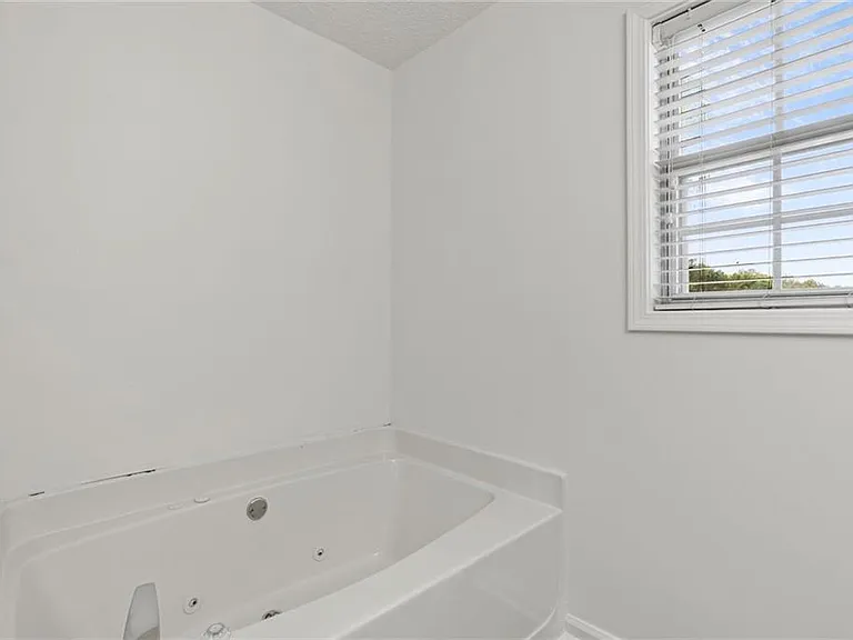 3003 Brass Dr — Photo 20
