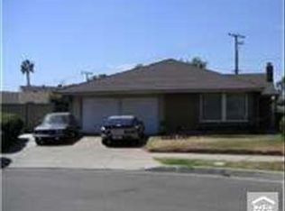 830 W Crystal View Ave, Orange, CA 92865