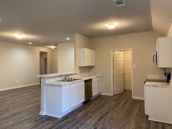 5th image of 4912 Prospector Dr