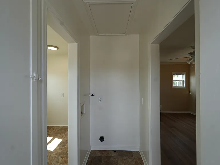5157 1/4 E Santa Ana St #5157-1/4 — Photo 2