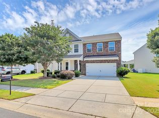 14321 Green Birch Dr, Pineville, NC 28134