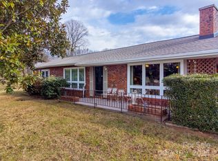 23 Cinder Rdg, Sylva, NC 28779