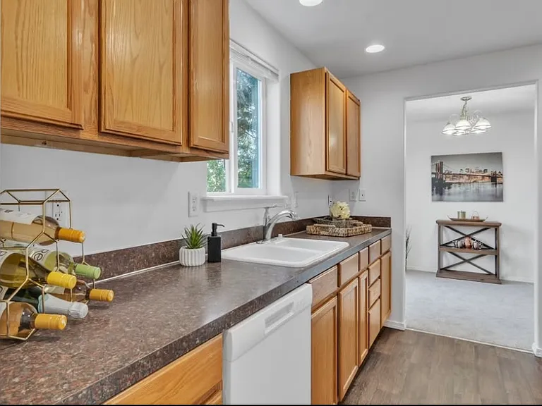3062 Tierra Dr NE — Photo 10