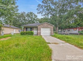 8227 Nussbaum Dr, Jacksonville, FL 32210