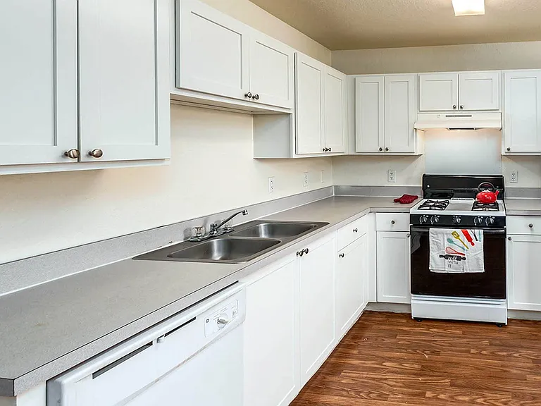 Landon Trace Townhomes — Photo 23
