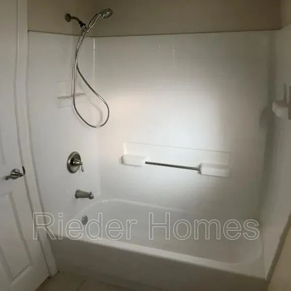5252 Orange Ave #103 — Photo 13