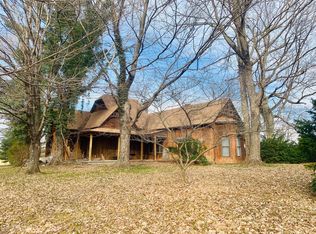 546 Bells Mill Rd, Shepherdsville, KY 40165