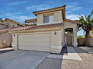 3205 E Poinsettia Dr, Phoenix, AZ 85028