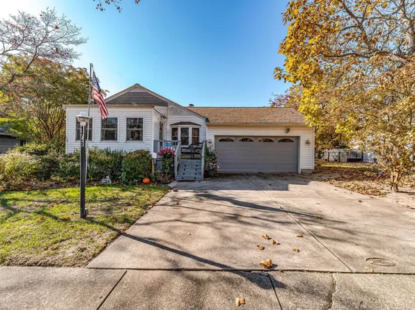 176 W Meyran Ave, Somers Point, NJ 08244