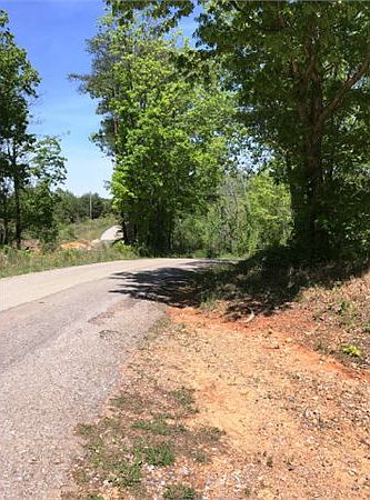 2nd image of Beatys Chapel Rd