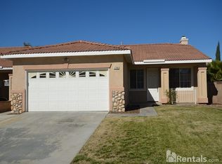 2700 Upton Pl, Hemet, CA 92545