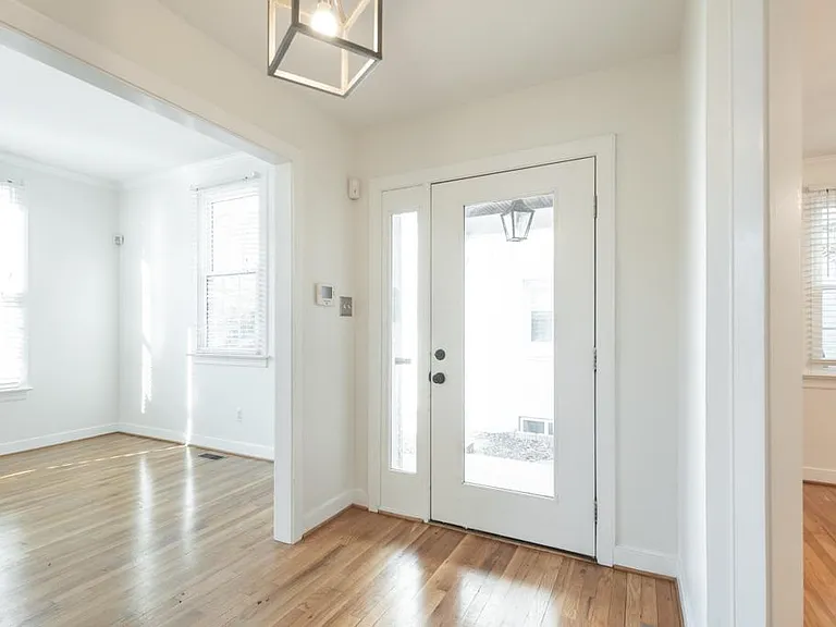 3120 Grove Ave — Photo 5