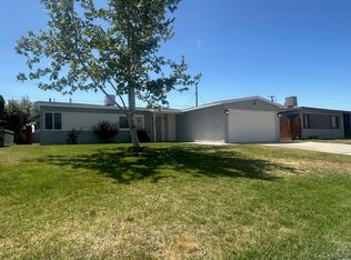 752 Woodgate St, Lancaster, CA 93534
