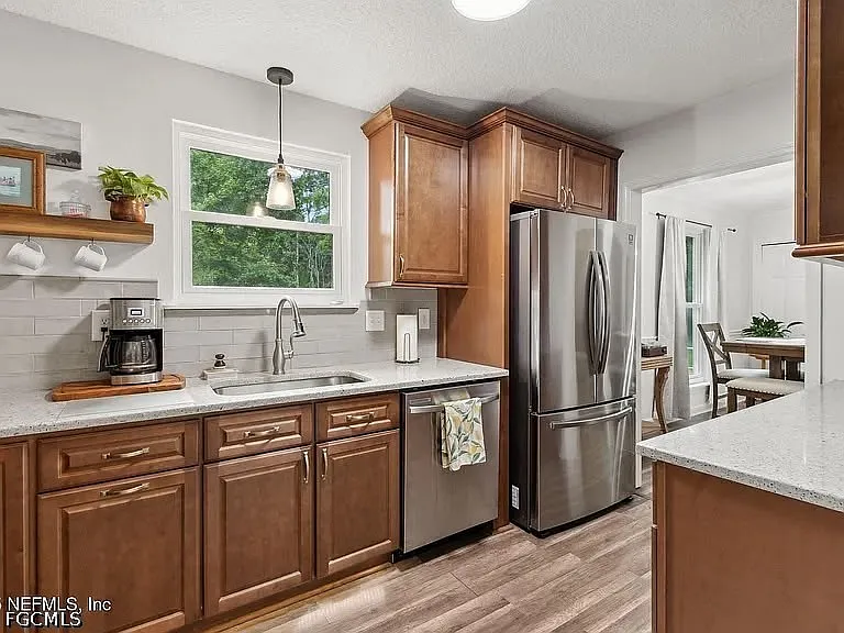 11723 W Beaver St — Photo 15